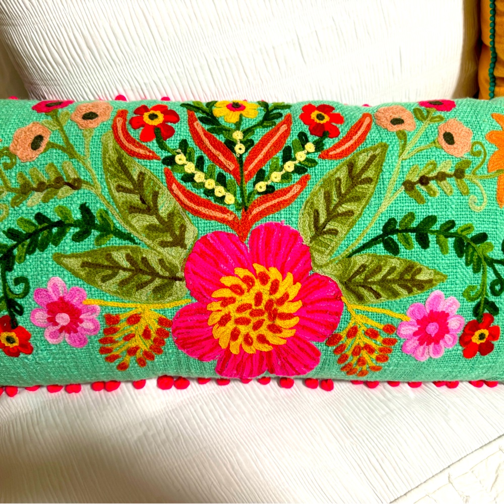 Karma living pillow